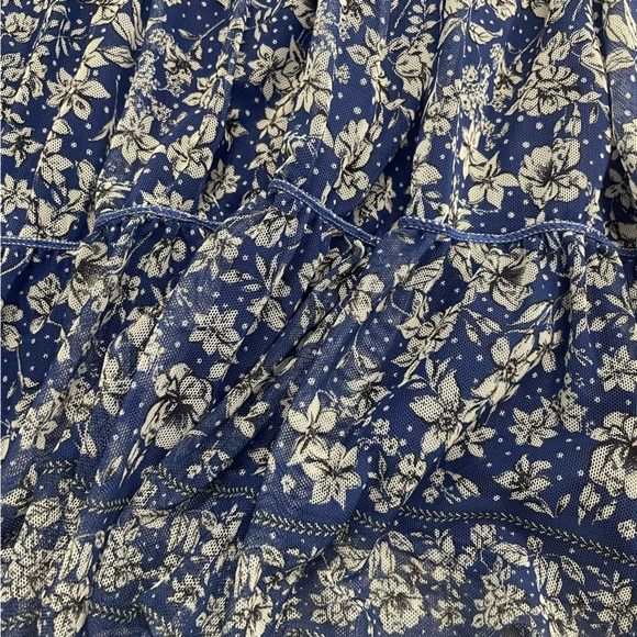 Max Studio mid dress with ruffles on the bottom - Picture 3 of 7